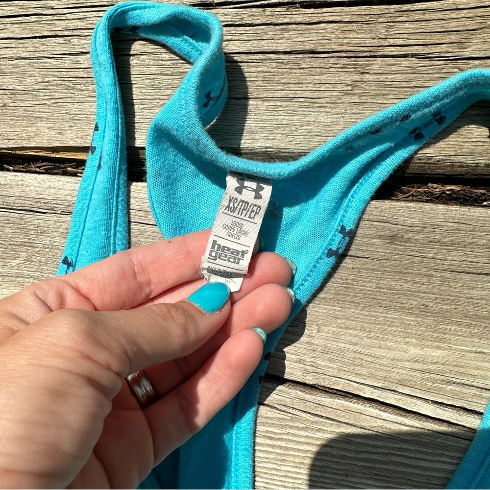 Under Armour Tank - Picture 2 of 3